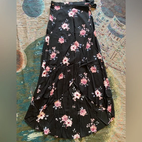 Divided Wrap Front Floral Maxi Skirt - Picture 3 of 7